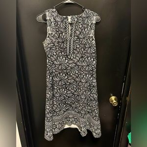 B&W Aline dress so cute